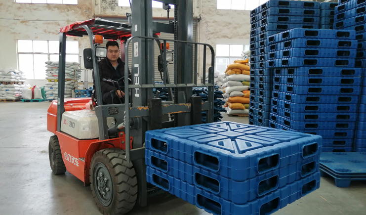 罕見！吹塑托盤廠家直銷還有這樣的福利？