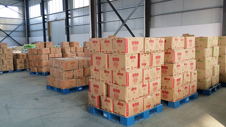 金龍魚塑料托盤應用案例1